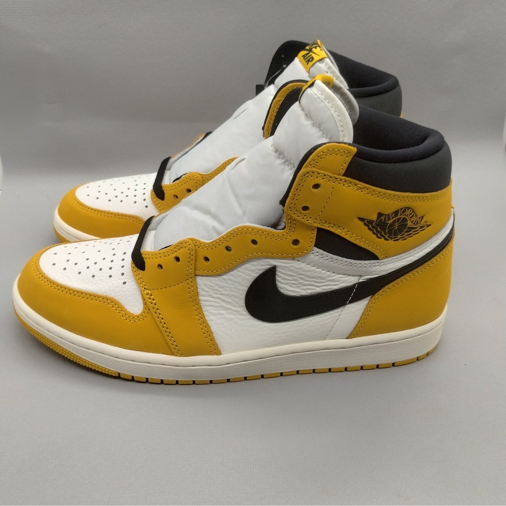 Nike Air Jordan 1 Retro High OG Yellow Ochre White Black DZ5485-701 Mens 9.5